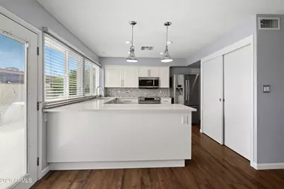 5138 N Granite Reef Road, Scottsdale, AZ 85250 - Photo 10