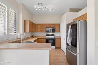 8864 E Red Mountain Lane, Gold Canyon, AZ 85118 - Photo 18