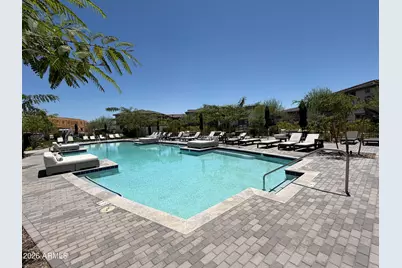2121 W Sonoran Desert Drive #124, Phoenix, AZ 85085 - Photo 2