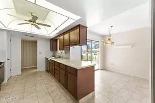 10212 W Forrester Dr, Sun City, AZ 85351 - Photo 20