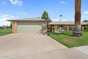 10212 W Forrester Dr, Sun City, AZ 85351 - Photo 4
