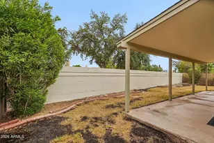 3219 E Wildwood Dr, Phoenix, AZ 85048 - Photo 34