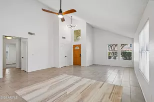3219 E Wildwood Dr, Phoenix, AZ 85048 - Photo 6