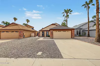 851 E Rockwell Drive, Chandler, AZ 85225 - Photo 4