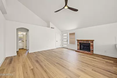 851 E Rockwell Drive, Chandler, AZ 85225 - Photo 8