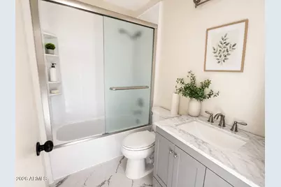 9419 N 53rd Avenue, Glendale, AZ 85302 - Photo 10