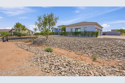 13627 E Rancho Laredo Drive, Scottsdale, AZ 85262 - Photo 10