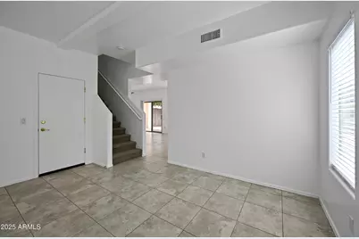 605 W Latona Road, Phoenix, AZ 85041 - Photo 4