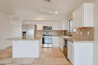 16211 W Caribbean Lane, Surprise, AZ 85379 - Photo 6