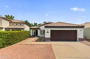 909 S Scallop Dr, Gilbert, AZ 85233 - Photo 1