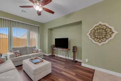 18245 W Thistle Landing Drive, Goodyear, AZ 85338 - Photo 16