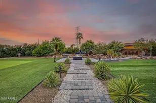 9183 W Shamel Ash Rd, Peoria, AZ 85383 - Photo 2