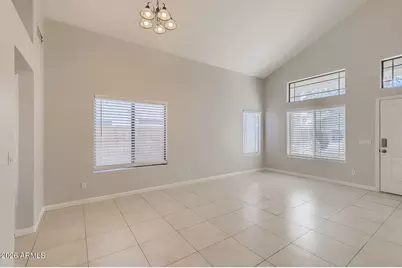 12670 W Flower Street, Avondale, AZ 85392 - Photo 8