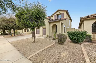 2520 W Alta Vista Rd, Phoenix, AZ 85041 - Photo 6