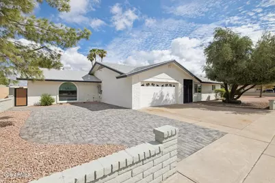 4902 W Monte Cristo Avenue, Glendale, AZ 85306 - Photo 2
