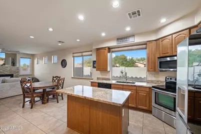 18426 W Western Star Boulevard, Goodyear, AZ 85338 - Photo 8