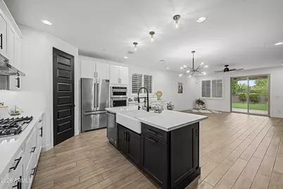13138 W Crestvale Drive, Peoria, AZ 85383 - Photo 14