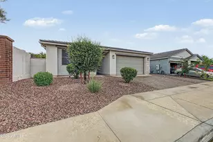 13138 W Crestvale Dr, Peoria, AZ 85383 - Photo 2
