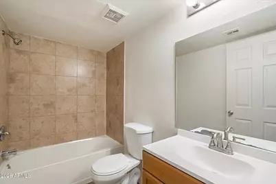 3810 N Maryvale Parkway #Apt 1099, Phoenix, AZ 85031 - Photo 14
