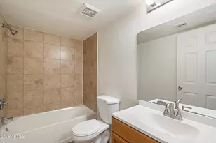 3810 N Maryvale Pkwy, Phoenix, AZ 85031 - Photo 14