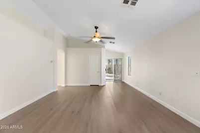4315 E Glenhaven Drive, Phoenix, AZ 85048 - Photo 6