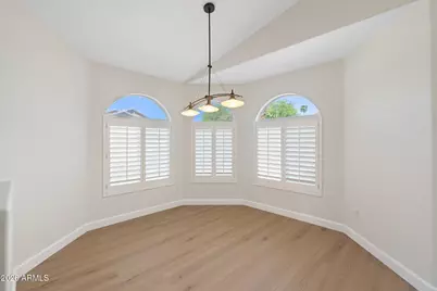 4315 E Glenhaven Drive, Phoenix, AZ 85048 - Photo 8