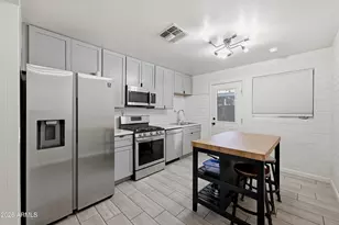 1033 N 25th St, Phoenix, AZ 85008 - Photo 10