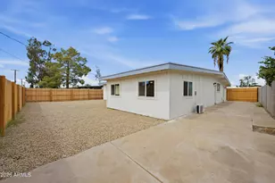 4143 W Cheery Lynn Rd, Phoenix, AZ 85019 - Photo 18