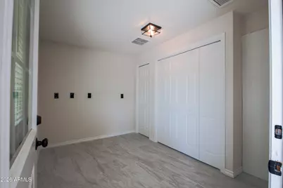 2844 N 71st Lane, Phoenix, AZ 85035 - Photo 18
