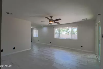 2844 N 71st Lane, Phoenix, AZ 85035 - Photo 4