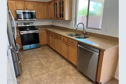 11366 W Buchanan Street, Avondale, AZ 85323 - Photo 2