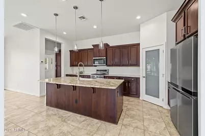 10646 E Nido Avenue, Mesa, AZ 85209 - Photo 6