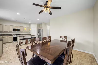 2328 W Melody Drive, Phoenix, AZ 85041 - Photo 10
