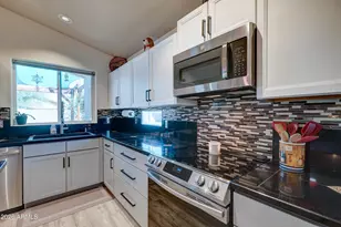 2530 W Carson Rd, Phoenix, AZ 85041 - Photo 10