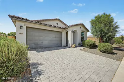 8612 N 180th Avenue, Waddell, AZ 85355 - Photo 2