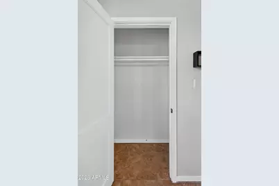 1032 N 27th Drive, Phoenix, AZ 85009 - Photo 8
