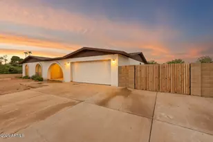 3143 W Julie Dr, Phoenix, AZ 85027 - Photo 2