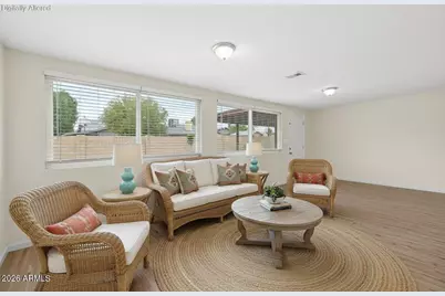 3143 W Julie Drive, Phoenix, AZ 85027 - Photo 10