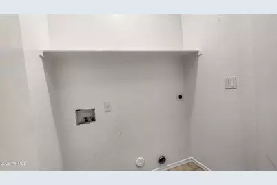 13344 W Desert Lane, Surprise, AZ 85374 - Photo 20