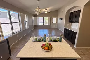 20919 N 38th St, Phoenix, AZ 85050 - Photo 8