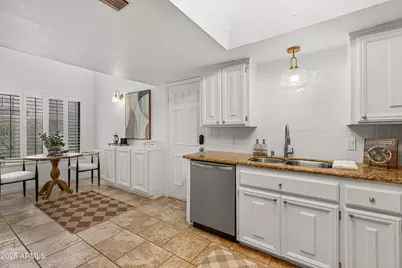 5812 N 12th Street #31, Phoenix, AZ 85014 - Photo 16