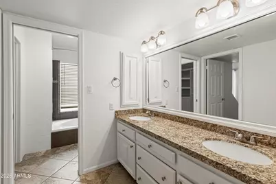 5812 N 12th Street #31, Phoenix, AZ 85014 - Photo 32