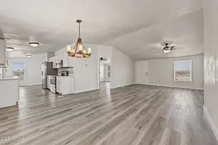 35525 W Bay Circle, Tonopah, AZ 85354 - Photo 4