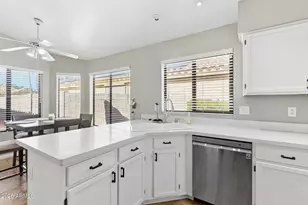 9425 W Taro Ln, Peoria, AZ 85382 - Photo 16