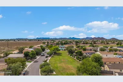 1750 E Renegade Trail, San Tan Valley, AZ 85143 - Photo 22