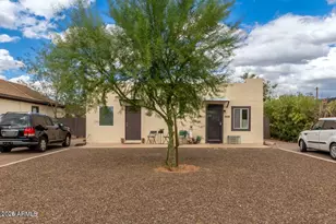 3434 E Cambridge Ave, Phoenix, AZ 85008 - Photo 1