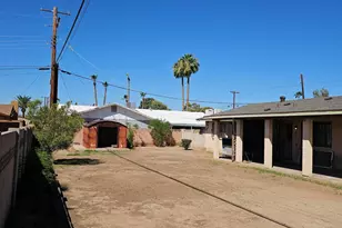 6037 W Indian School Rd, Phoenix, AZ 85033 - Photo 20