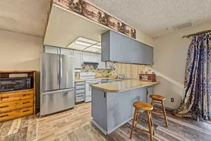 3040 W Phelps Rd, Phoenix, AZ 85053 - Photo 10