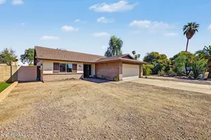 3040 W Phelps Rd, Phoenix, AZ 85053 - Photo 2