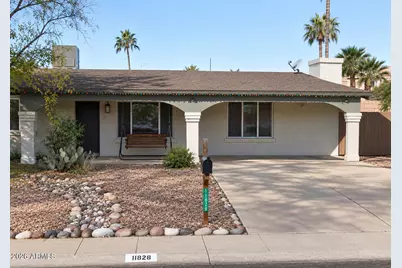 11828 N 32nd Place, Phoenix, AZ 85028 - Photo 1